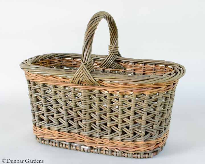 Katherine_Lewis_zig-zag_shopper